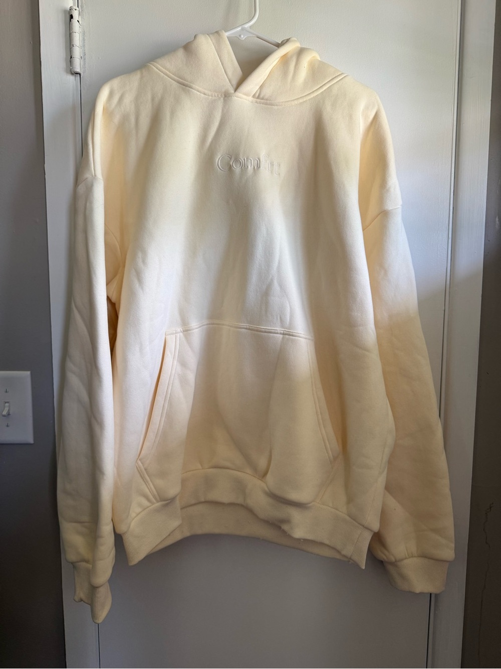 Comfrt Butter Yellow Pullover Oversized Hoodie w/ Embroidered Logo, Size Large